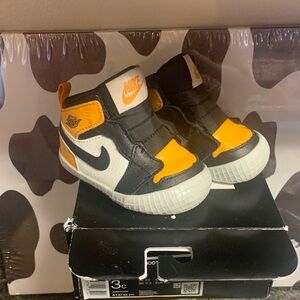 Jordan Kids Black and Orange High-Top Sneakers